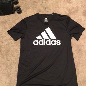 Slick XL Adidas shirt